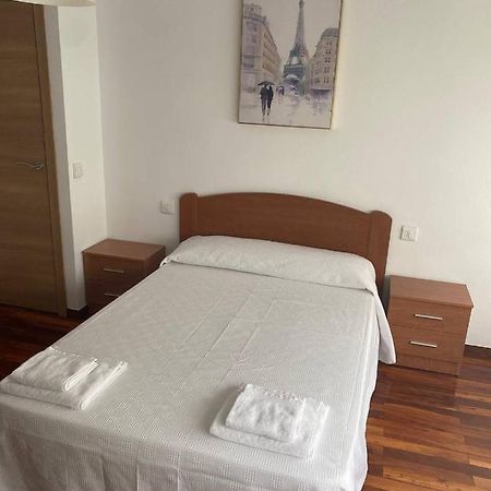 Appartamento Piso En El Ensanche San Giacomo di Compostella Esterno foto